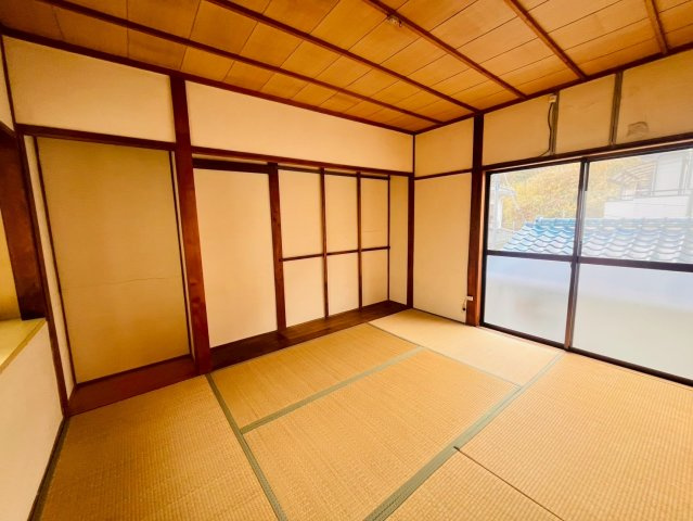 塩屋町9丁目貸家の和室