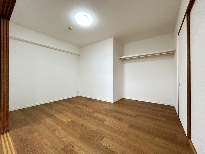 サンリヤンガーデン春日Ⅴ番館の洋室