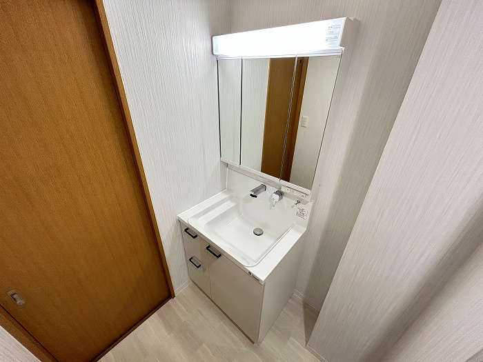 サンリヤンガーデン春日Ⅴ番館の独立洗面台