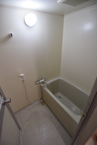 大阪市鶴見区浜５丁目の賃貸マンションの浴室