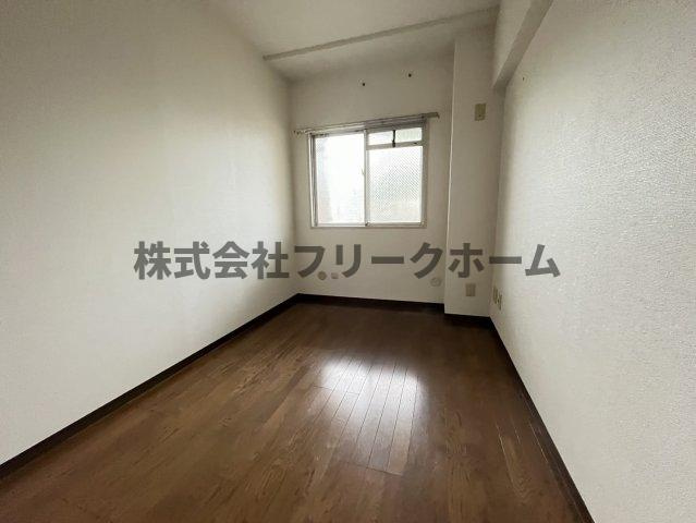 小金井市梶野町３丁目の賃貸マンションの寝室