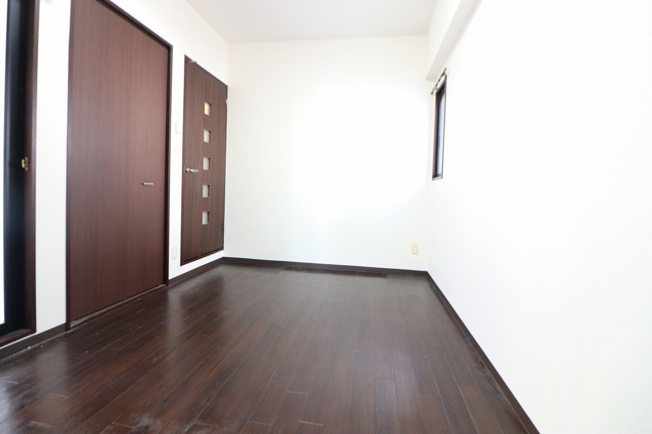 【居間・リビング】 | ラ・フォーレ東野田 | ゆったり過ごせる居間です