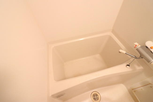 【浴室】 | ラ・フォーレ東野田 | ゆったり過ごせるお風呂です