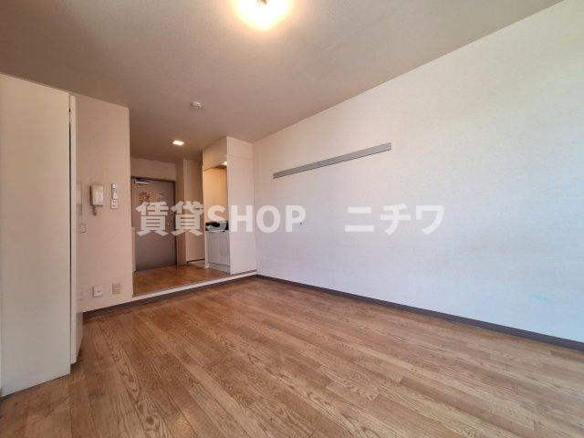 アーバンコート田村の寝室|★7.5帖の洋室★