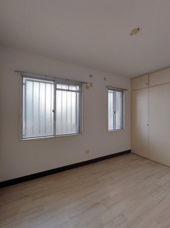 【寝室】 | マノワール小滝園