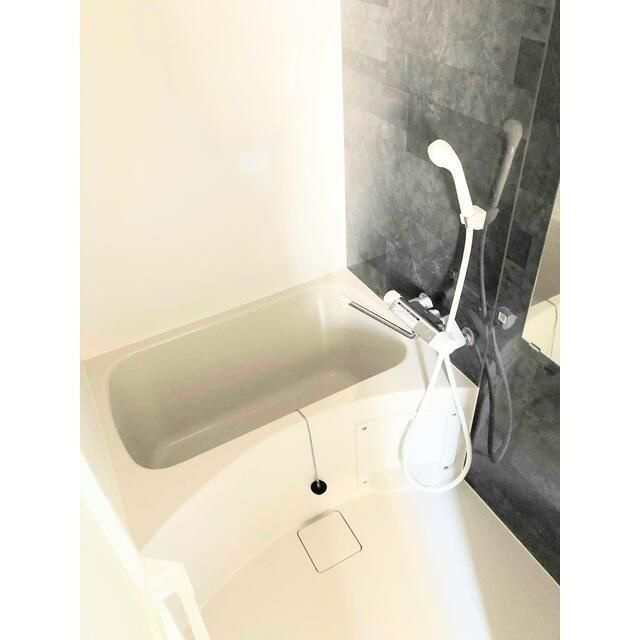 アズ東池袋レジデンスの浴室