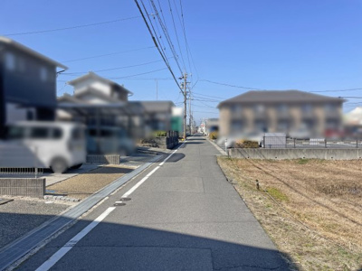【前面道路含む現地写真】 | 桑名市大字江場　事業用地 | 前面道路