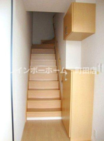 ウイングコートの玄関|同施工会社参考写真