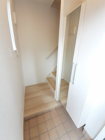 レジデンス　カサノⅣの玄関