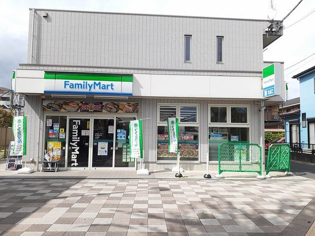 レジデンス　カサノⅣの周辺|ファミリーマートまで935m