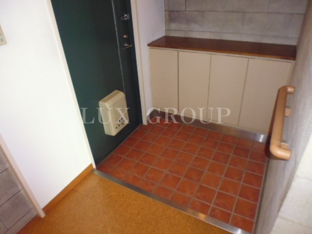 【玄関】 | エルムコート