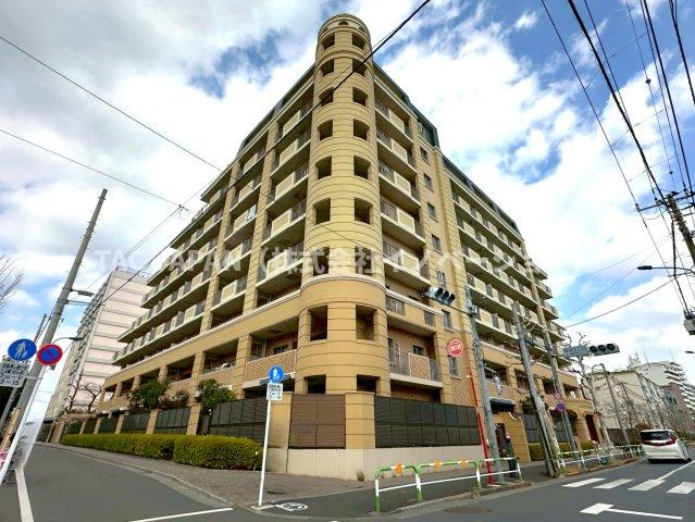 グランシティユーロコート赤羽の駐車場