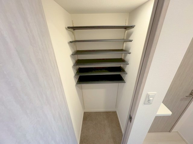 スプランディッド新大阪VIIの収納