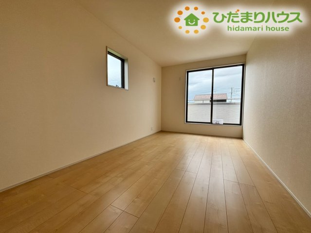 鴻巣市松原　3期　新築一戸建て　リーブルガーデン　05の寝室