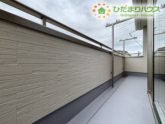 鴻巣市松原　3期　新築一戸建て　リーブルガーデン　05のバルコニー