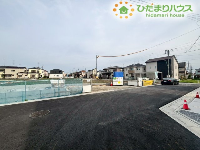 鴻巣市松原　3期　新築一戸建て　リーブルガーデン　05の外観
