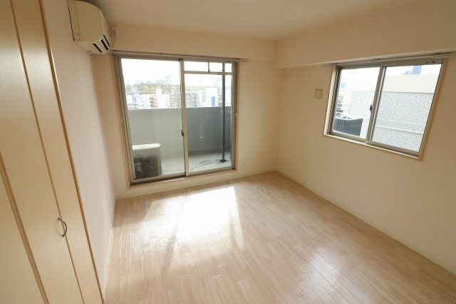 【洋室】 | Cherry Hills