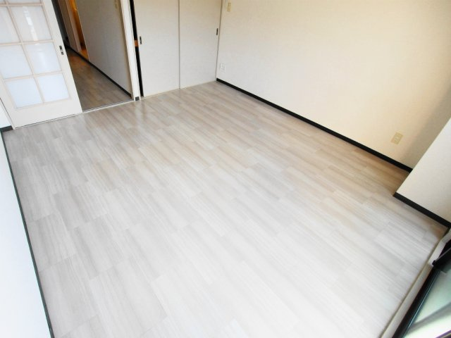 グランヴェルジェ中須Ⅱの内装