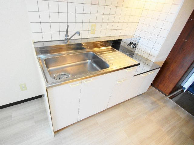 グランヴェルジェ中須Ⅱのキッチン