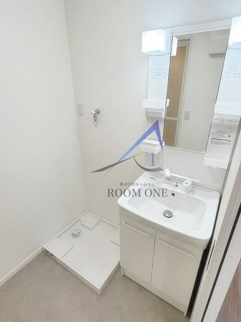 ファーストハイツこはらの洗面所|独立洗面台です。