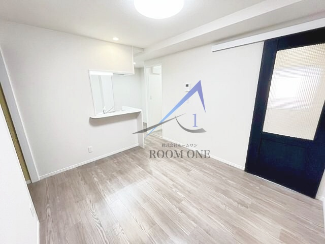 ファーストハイツこはらの居間・リビング|洋室のお部屋です。