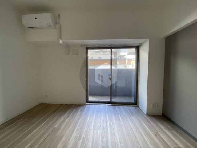 コージーコート6の洋室