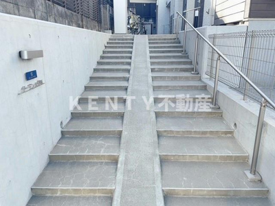 【エントランス】 | クレイノガーデン久が原 | 建物の内部です