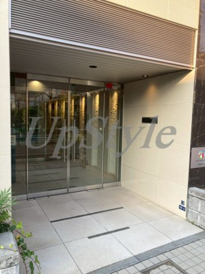 【エントランス】 | ラドゥセール赤羽