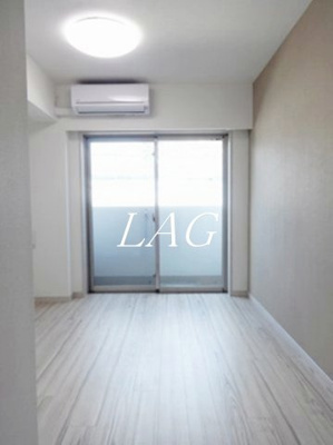 【居間・リビング】 | ＣＲＥＶＩＳＴＡ北千住 | 洋室のお部屋です。