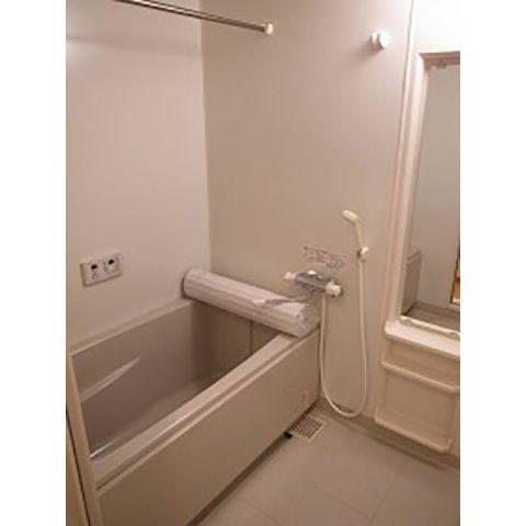 熊本市中央区新町２丁目の賃貸マンションの浴室