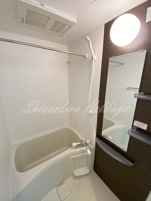 藤沢市高倉の賃貸マンションの浴室