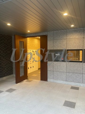 【エントランス】 | リブリ・レジデンス三ノ輪