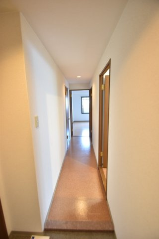 大阪市鶴見区浜５丁目の賃貸マンションの玄関