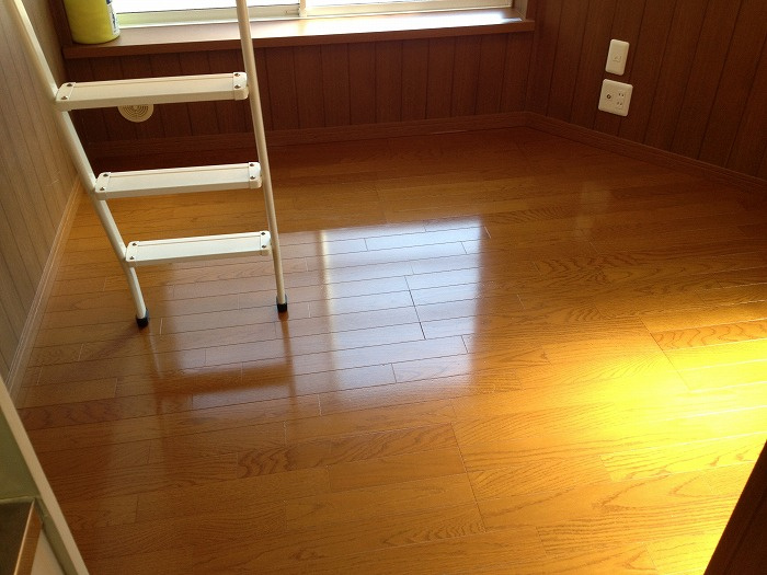 ライフピアセントラルの居間・リビング|フローリングでお掃除ラクラク♪