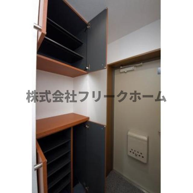 武蔵野市境５丁目の賃貸マンションの玄関|※写真は同タイプ住戸です。