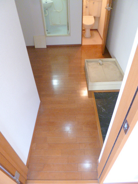 グレイス南蒲田の居間・リビング|キッチンスペース