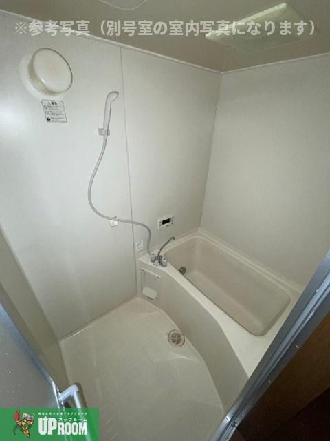 プローグ小木の浴室