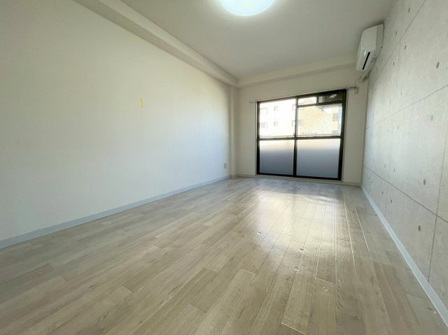 ショウカンハイムの居間・リビング