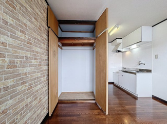 【居間・リビング】 | リエス西堀