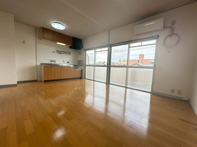 【居間・リビング】 | ミタカハイツ