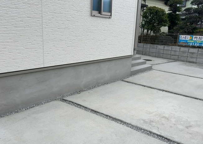 【構造・工法・仕様】 | 木造住宅とは土台、壁、柱など建築物の強度を支える構造体の材に木が使用されている構造を指します。構造体は建物の自重を支えるだけではなく風圧や水圧、積裁荷重などあらゆる衝撃に耐えるための基礎です。