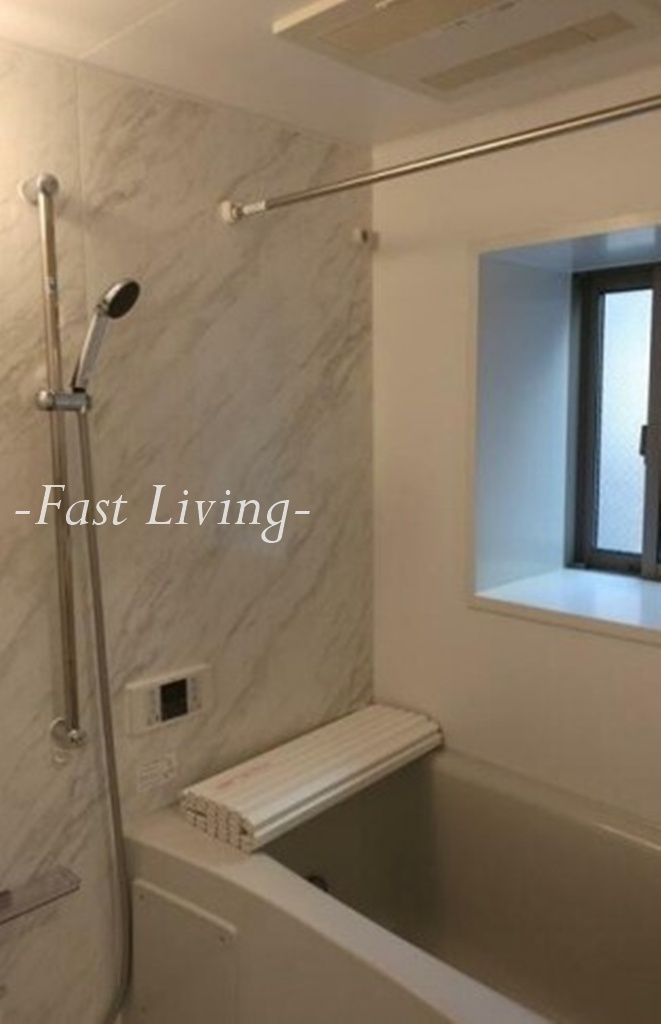 ソレアード四ツ谷の浴室