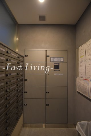 プレジリア東日本橋のロビー