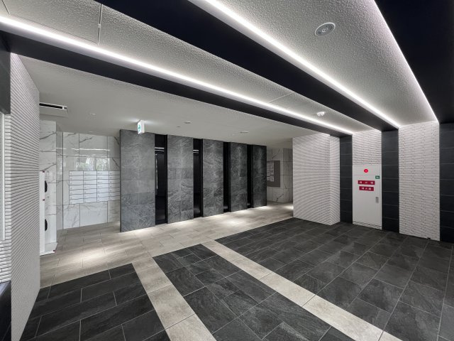 エスリード長居公園PARK AVENUEのエントランス