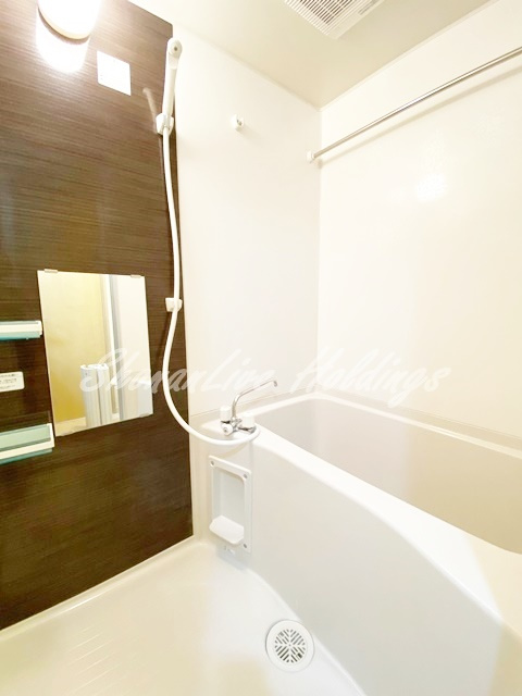 藤沢市湘南台５丁目のアパートの浴室