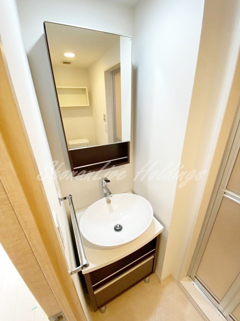 藤沢市湘南台５丁目のアパートの洗面所