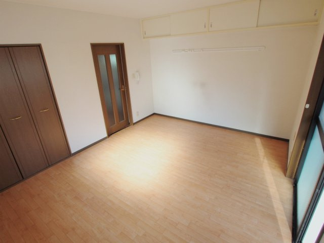 フリックコートSYOの居間・リビング