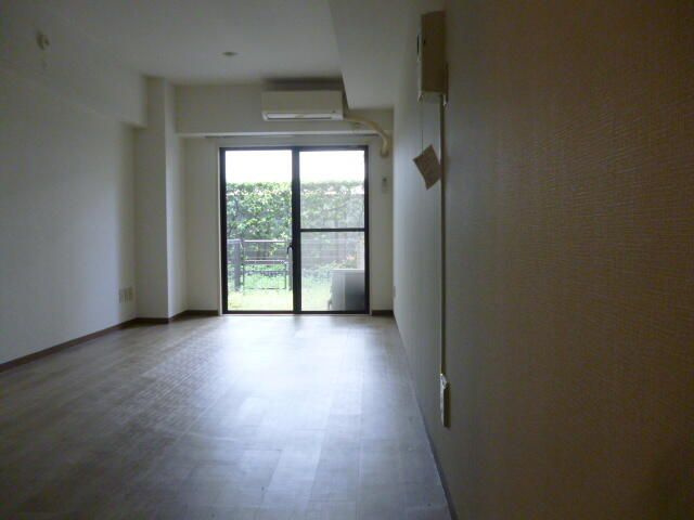 スカイコート市ヶ谷の居間・リビング