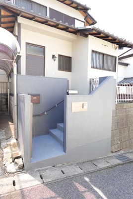 【エントランス】 | 北欧andフレンチのデザイナーズリノベ戸建 