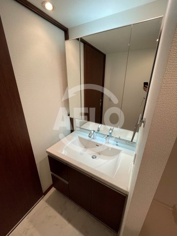 カスタリアタワー長堀橋の独立洗面台|カスタリアタワー長堀橋　独立洗面台